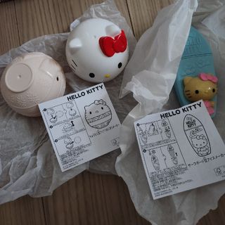 ハッピーセット ハローキティ2種(キャラクターグッズ)