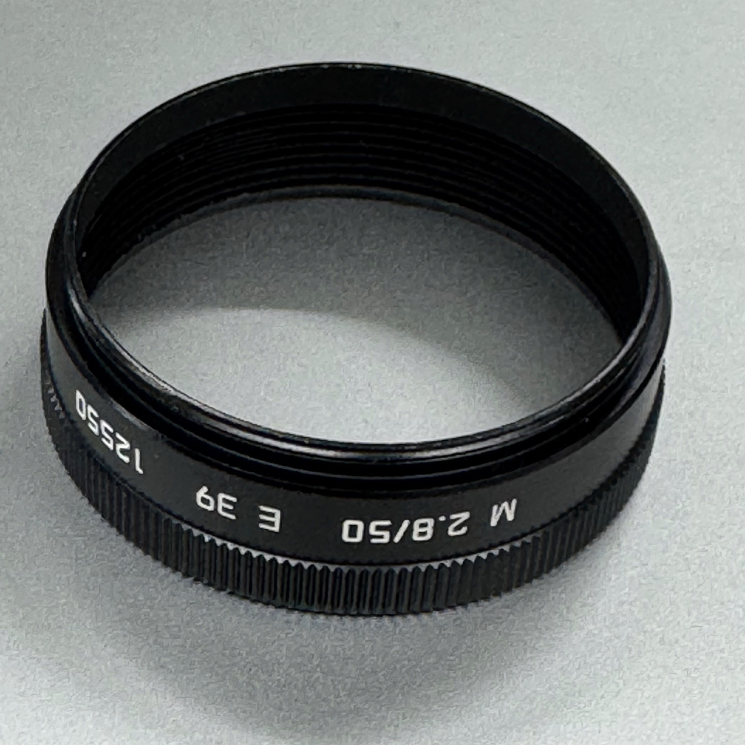 LEICA(ライカ)のLEICA 純正Elmar M50mmF2.8 E39 フード 12550 スマホ/家電/カメラのカメラ(レンズ(単焦点))の商品写真