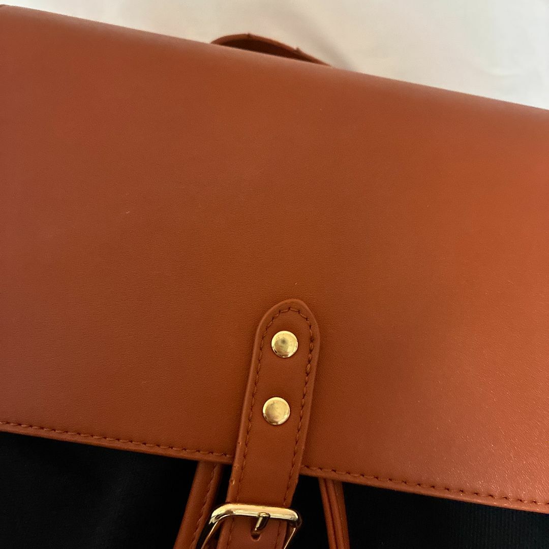 GastonLuga CLASSY(ガストンルーガクレッシー)のガストンルーガ　クレッシー レディースのバッグ(リュック/バックパック)の商品写真