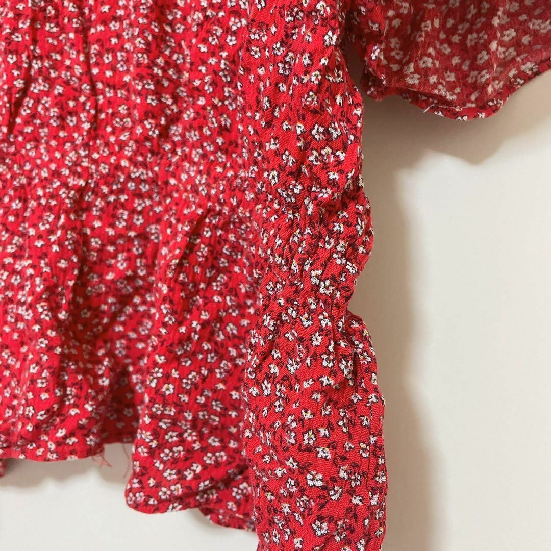 I. STATE◇小花柄ブラウス　シャツ【XS】フリル袖 レッド　春夏　薄手 レディースのトップス(シャツ/ブラウス(半袖/袖なし))の商品写真