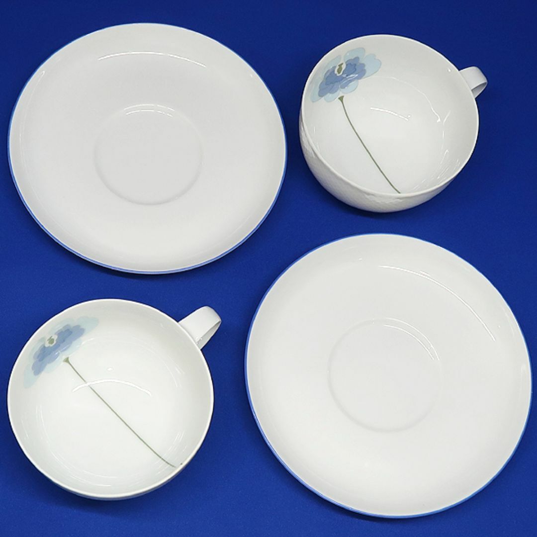 Rosenthal(ローゼンタール)の未使用 ローゼンタール ブルーフラワー カップ＆ソーサー + プレート　2セット インテリア/住まい/日用品のキッチン/食器(食器)の商品写真