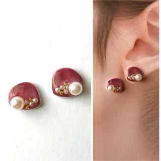 No.75ハンドメイドピアス　イヤリング　ノンホール　プラ板　レジン　パール