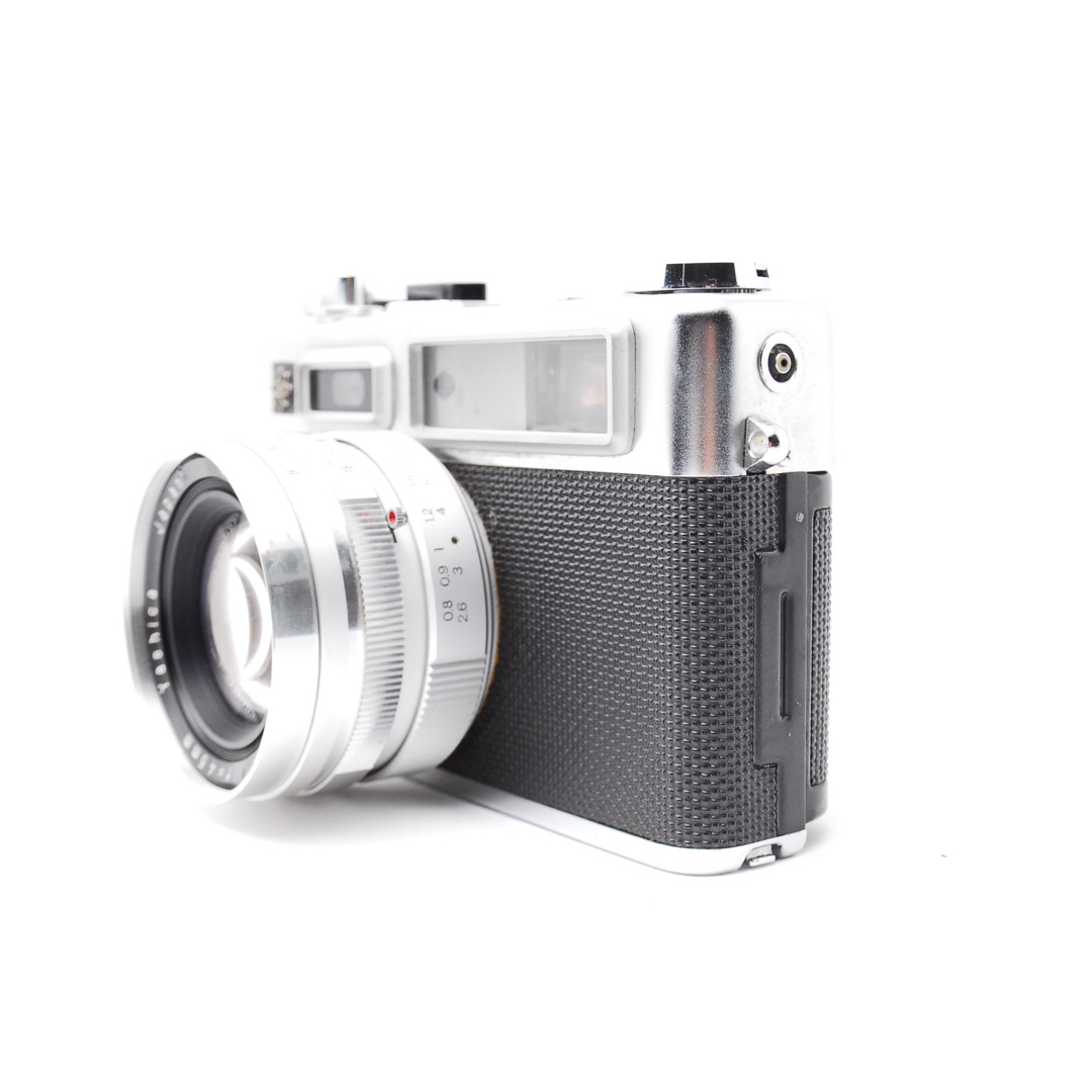 YASHICA ELECTRO 35 45mm F1.7 動作一部OK 現状品 スマホ/家電/カメラのカメラ(フィルムカメラ)の商品写真