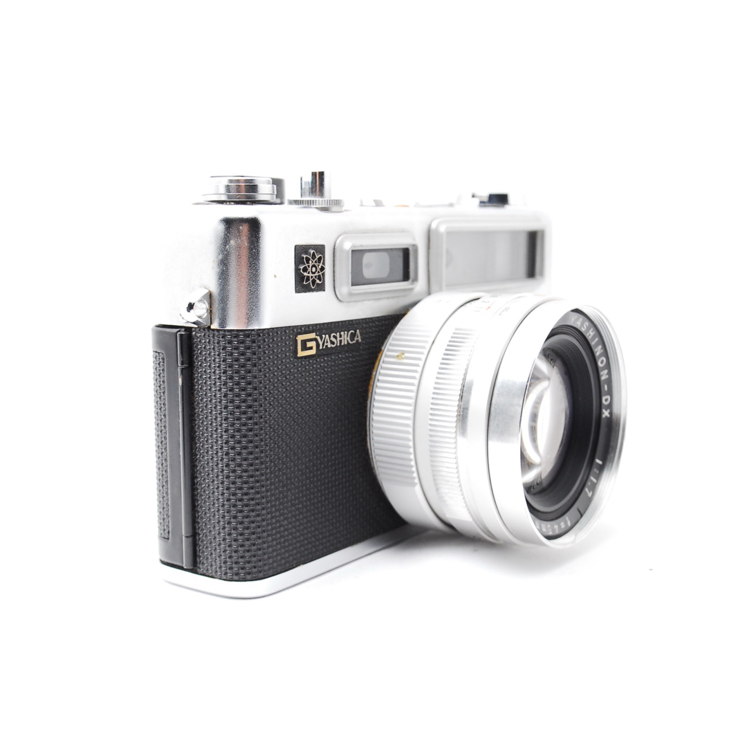 YASHICA ELECTRO 35 45mm F1.7 動作一部OK 現状品 スマホ/家電/カメラのカメラ(フィルムカメラ)の商品写真