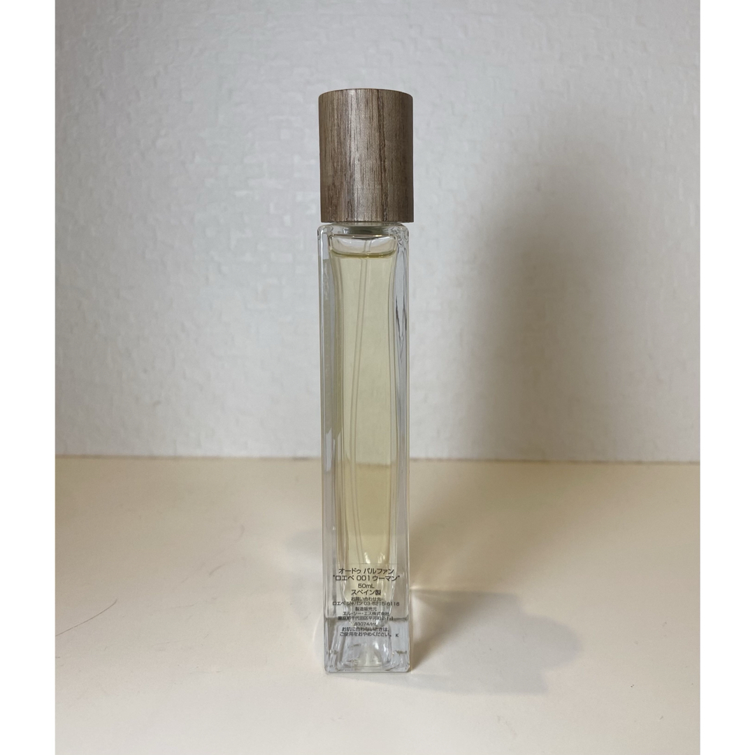 LOEWE(ロエベ)の【50mlほぼ未使用】LOEWE 001 woman ロエベ 001 ウーマン コスメ/美容の香水(香水(女性用))の商品写真