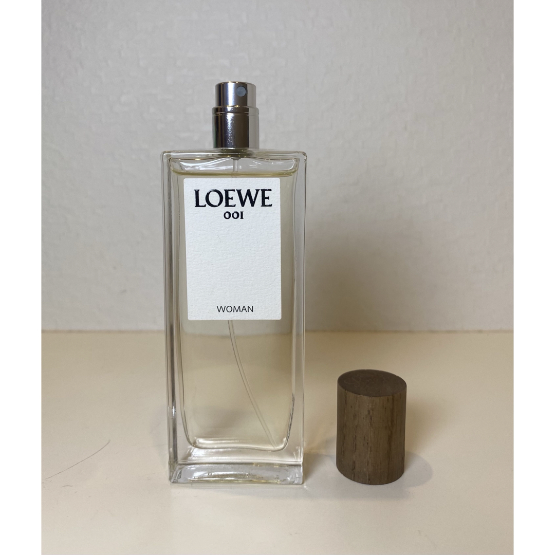 LOEWE(ロエベ)の【50mlほぼ未使用】LOEWE 001 woman ロエベ 001 ウーマン コスメ/美容の香水(香水(女性用))の商品写真