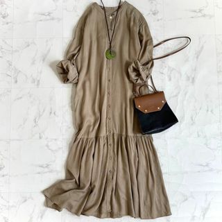 プラージュ(Plage)の美品＊プラージュ hem gather シャツワンピース 38 定価2.9万円(ロングワンピース/マキシワンピース)