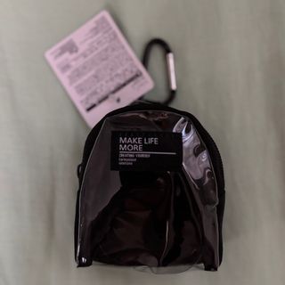 ダイソー(DAISO)のダイソー新品ミニリュックバッグチャームブラック(バッグチャーム)