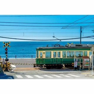 【色:江ノ電と踏切-神奈川】エポック社 300ピース ジグソーパズル 日本風景 