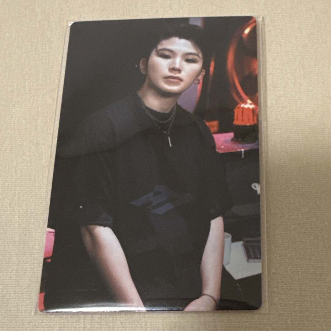 ウジ WOOZI トレカ Photoholder フォトホルダー warning エンタメ/ホビーのタレントグッズ(アイドルグッズ)の商品写真