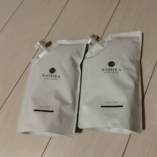 カミカ(KAMIKA)の★新品未使用★KAMIKA  オールインワンクリーム  詰め替え 2パック(シャンプー)