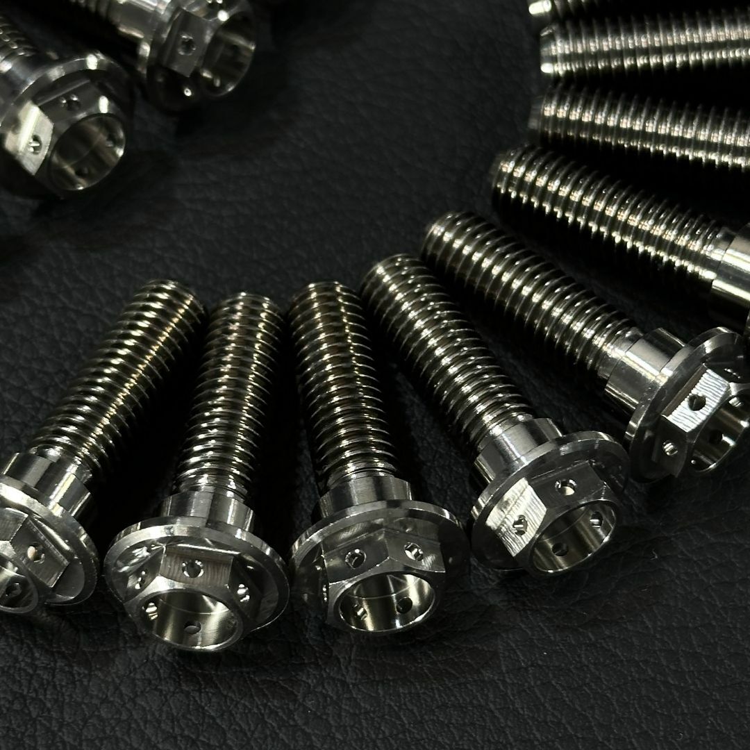 64チタン M8×30mm 6本 ブレーキ ディスク ボルト ZRX m1322 自動車/バイクのバイク(パーツ)の商品写真