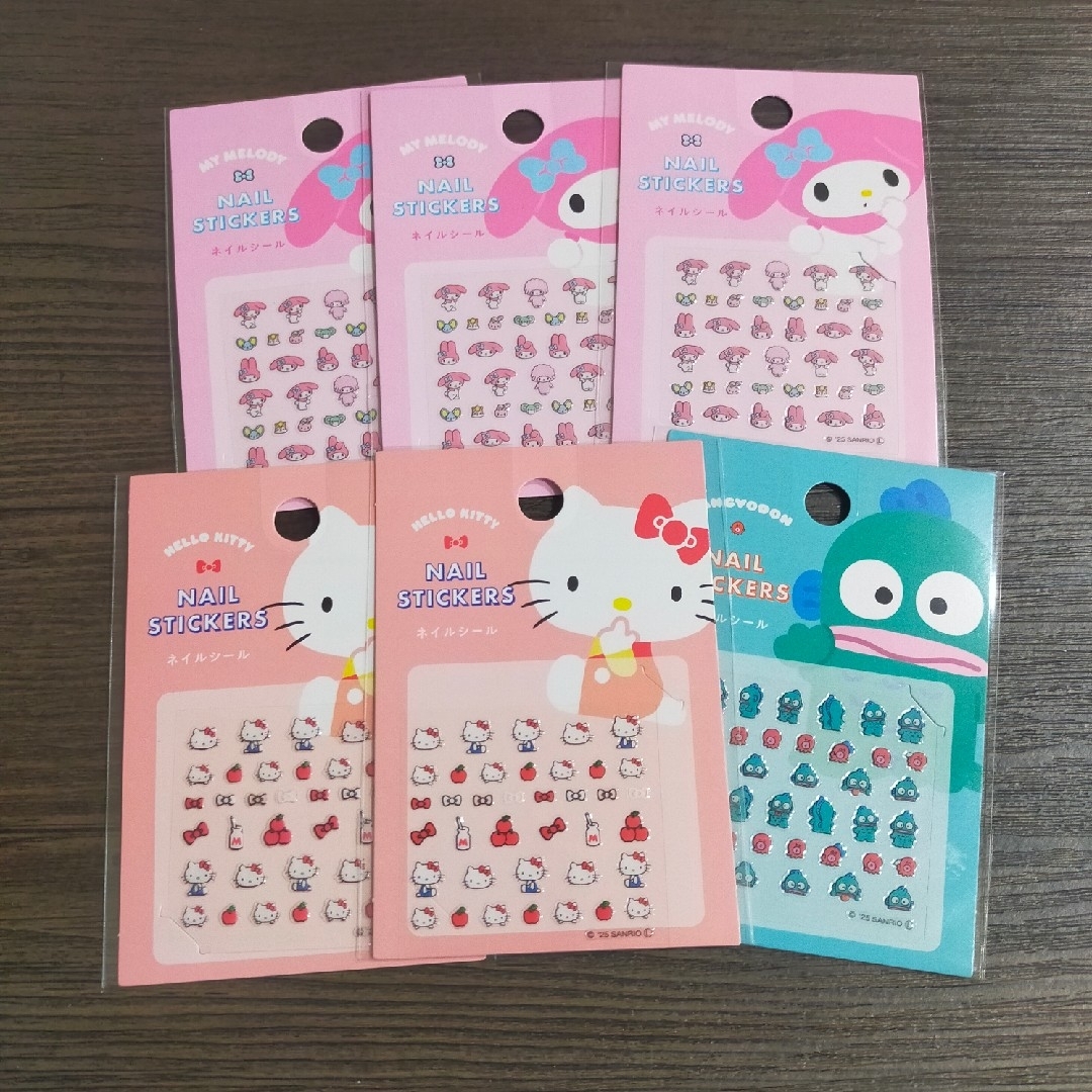 Sanrio ネイルシール 完売品 レア キティ ハンギョドン マイメロディ エンタメ/ホビーのおもちゃ/ぬいぐるみ(キャラクターグッズ)の商品写真