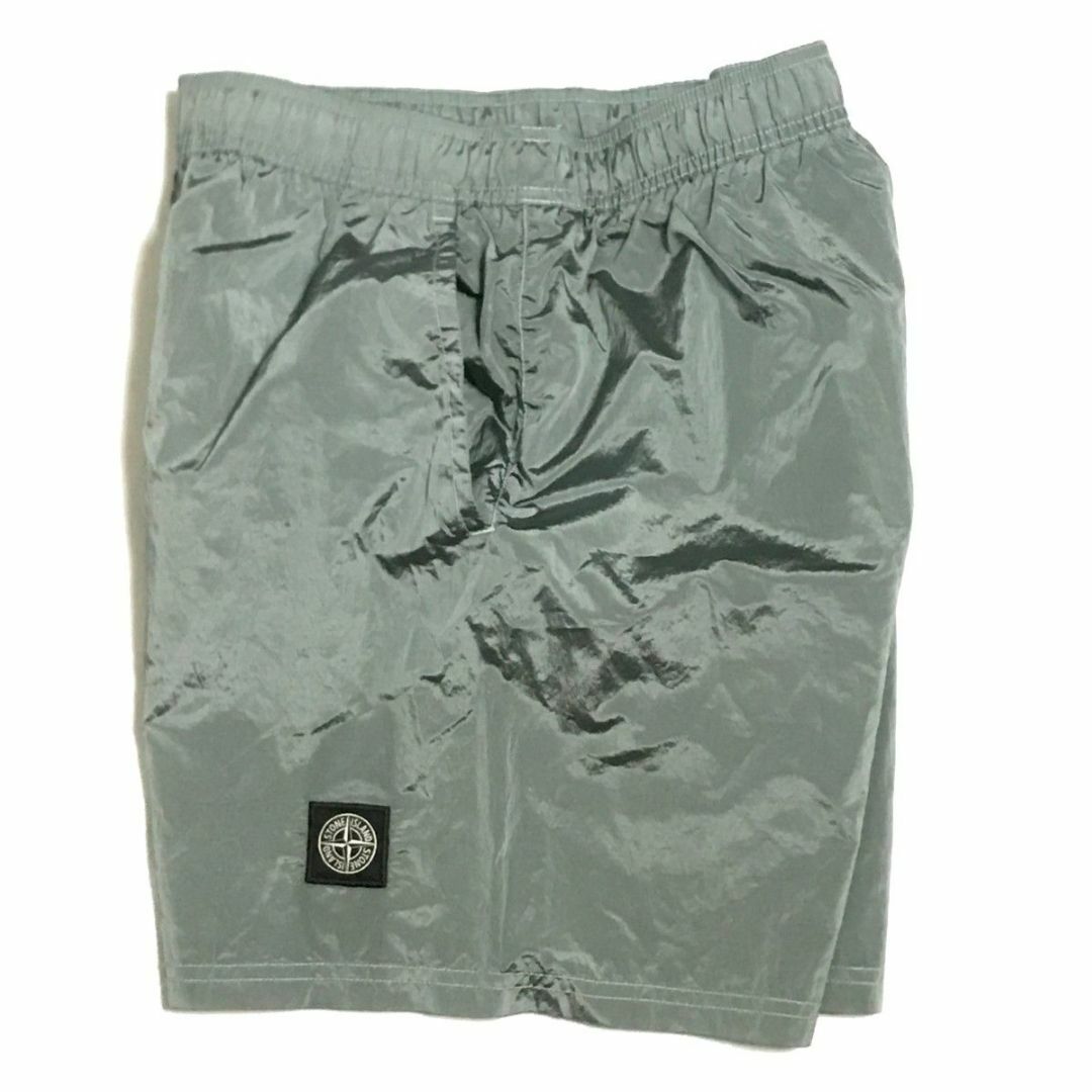 STONE ISLAND(ストーンアイランド)のSTONE ISLAND SWIM PANTS 　グレー　M　ナイロンメタル　 メンズのパンツ(ショートパンツ)の商品写真