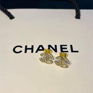 シャネル(CHANEL)のCHANEL ピアス ゴールド ロゴピアス シャネル(ピアス)