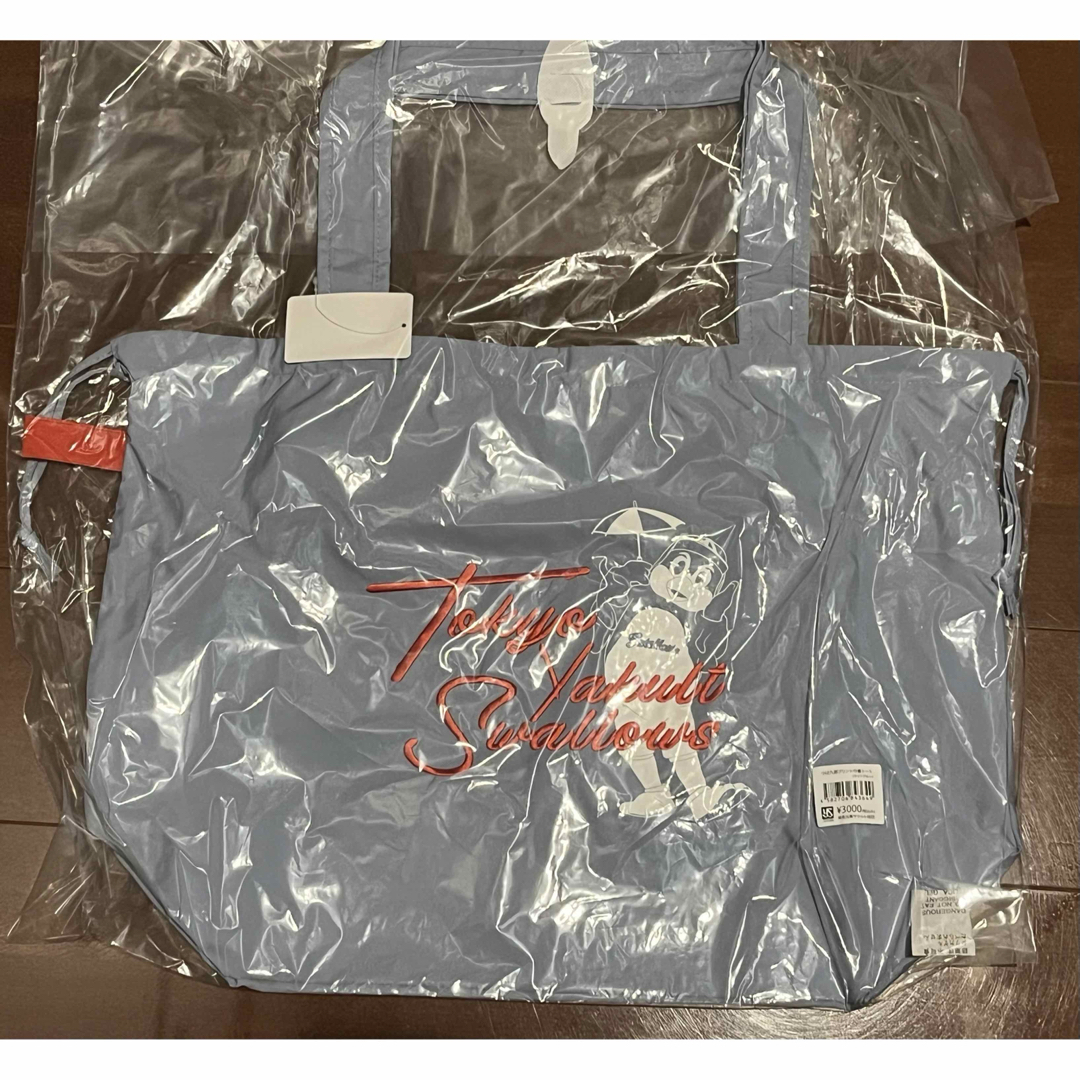 つば九郎　巾着トートバッグ　ライトブルー　東京ヤクルトスワローズ スポーツ/アウトドアの野球(記念品/関連グッズ)の商品写真