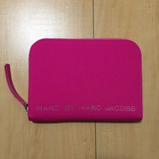 マークバイマークジェイコブス(MARC BY MARC JACOBS)のMARK BY MARK JACBS iPadmini ケース(iPadケース)