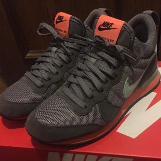 ナイキ(NIKE)のNIKE スニーカー(スニーカー)