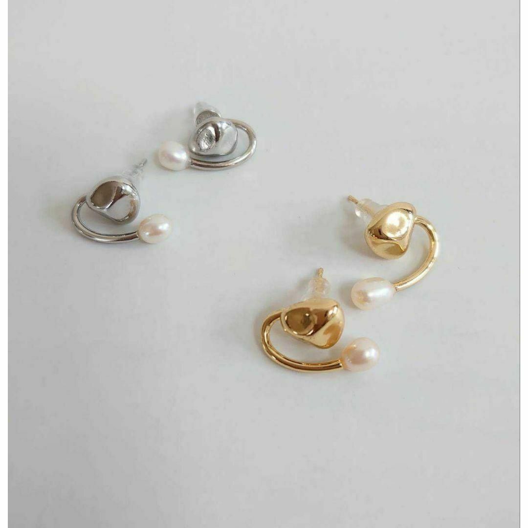 ピアス ミニ パール 真珠 2way セット 金 ゴールド 綺麗 シンプル 上品 レディースのアクセサリー(ピアス)の商品写真