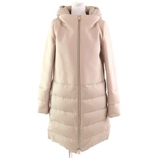 ヘルノ(HERNO)の極美品△Herno ヘルノ 2020年製 PI0848D DIAGONAL WOOL AND NUAGE PARKA ウール切替 フード付き ダウンコート ベージュ 42 ハンガー・ガーメント付き イタリア製 正規品 レディース(ダウンコート)