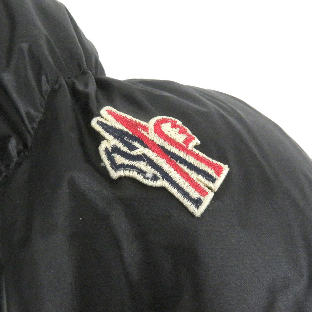 美品□MONCLER GRENOBLE  モンクレールグルノーブル HINTERTUX GIUBBOTTO ロゴワッペン フーデッド ダウンジャケット ブラック 4 メンズ メンズのジャケット/アウター(ダウンジャケット)の商品写真