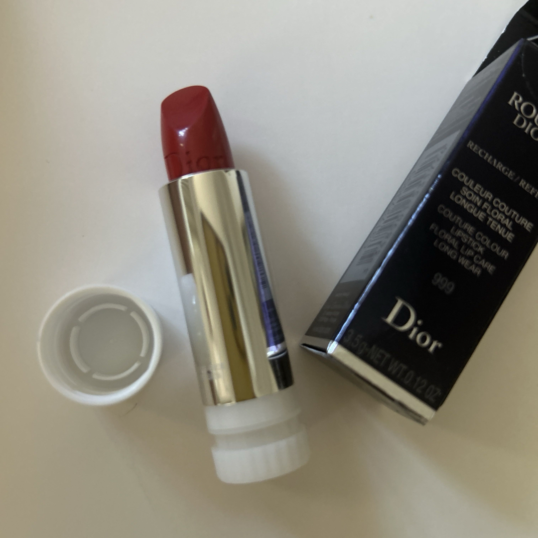 Christian Dior(クリスチャンディオール)の【新品】ルージュディオール　999 サテン　口紅リフィル コスメ/美容のベースメイク/化粧品(口紅)の商品写真