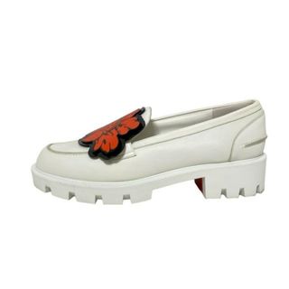 クリスチャンルブタン(Christian Louboutin)のCHRISTIAN LOUBOUTIN(クリスチャンルブタン) ローファー 39 レディース - 白×レッド×黒 フラワー(花) レザー(ローファー/革靴)
