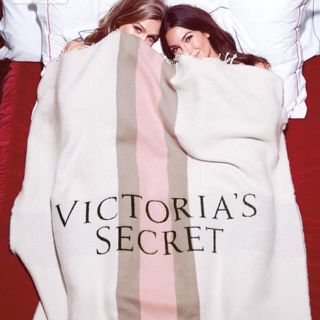 ヴィクトリアズシークレット(Victoria's Secret)のVictoria's Secret Branket(おくるみ/ブランケット)