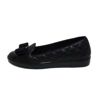 サルヴァトーレフェラガモ(Salvatore Ferragamo)のFERRAGAMO/SalvatoreFerragamo(サルバトーレフェラガモ) ローファー 4D レディース - 黒 ヴァラ/インソール取外し可 レザー(ローファー/革靴)