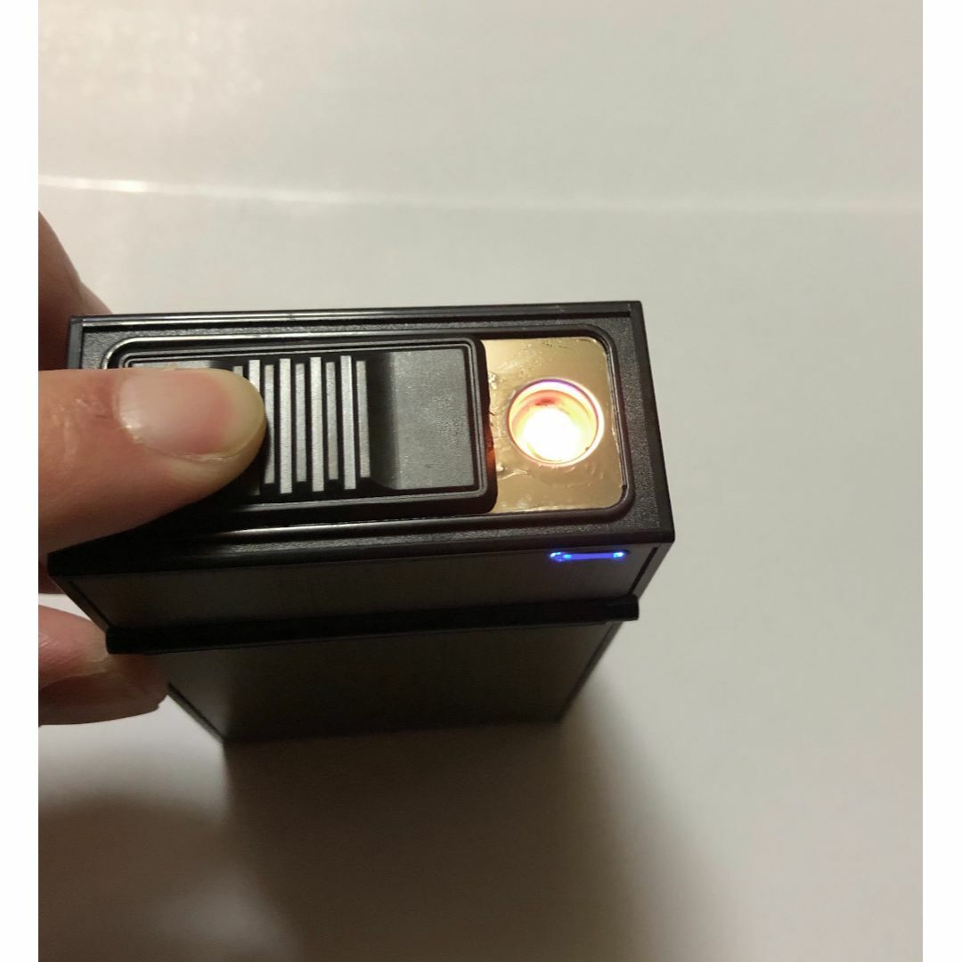タバコケース 電子ライター 内蔵 グレー USB充電 アルミ メンズのファッション小物(タバコグッズ)の商品写真