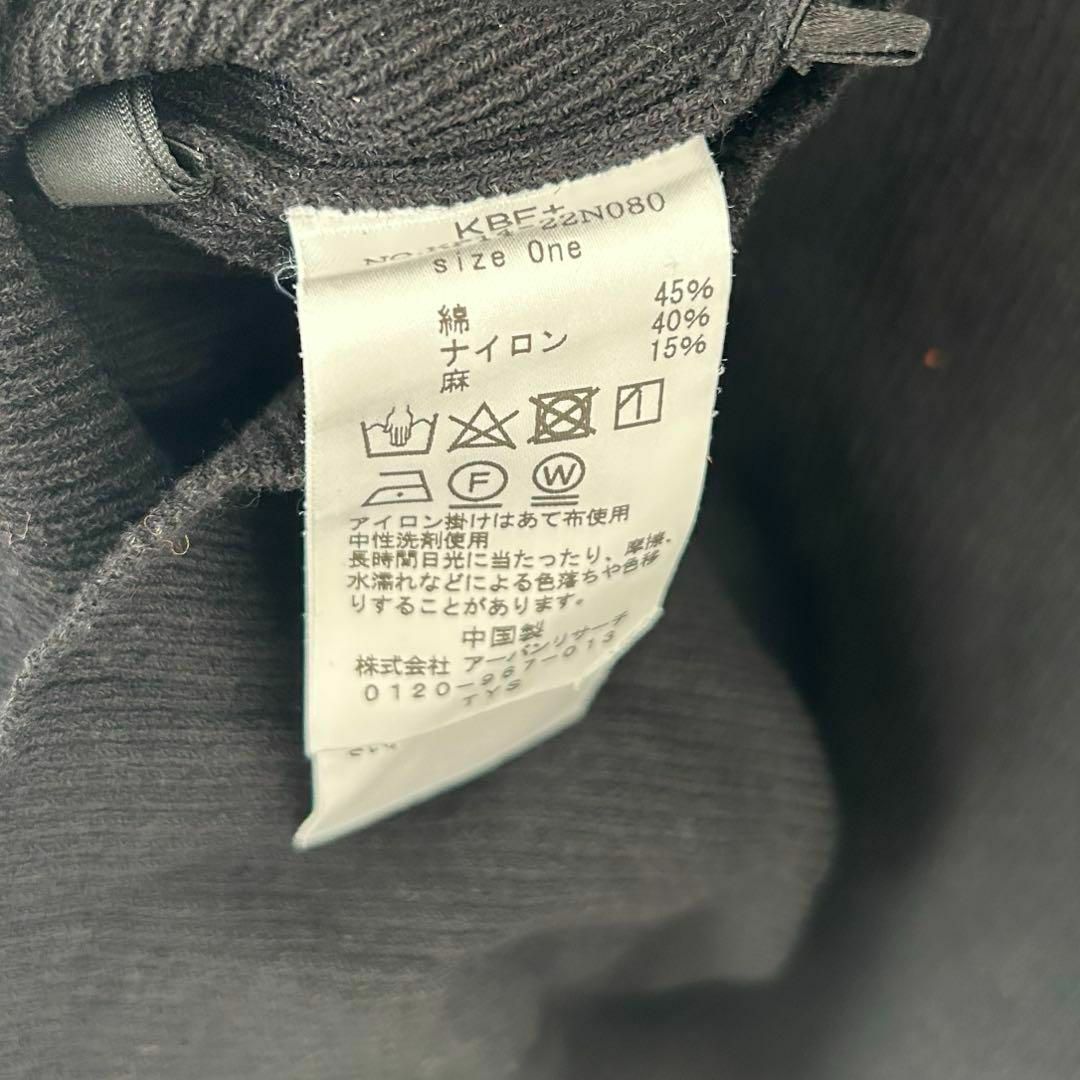 KBF(ケービーエフ)のKBF タンクトップ　ノースリーブ　ブラック レディースのトップス(Tシャツ(半袖/袖なし))の商品写真