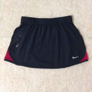 ナイキ(NIKE)のナイキ スポーツスカート Mサイズ (ウェア)