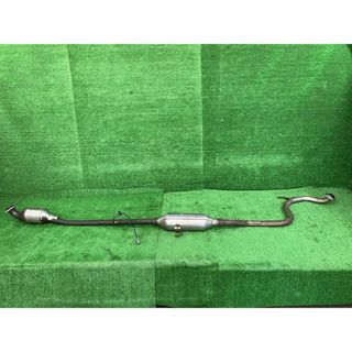 トヨタ(トヨタ)のヴィッツ SCP90 フロントエキゾーストパイプ・フロントパイプ Fリミテッド 17410-23140 9AE(車種別パーツ)