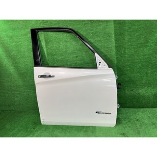 ニッサン(日産)のセレナ GNC27 右フロントドア X 4WD 8人 アサヒ M2H3U H010M-5TAMA QAB(車種別パーツ)