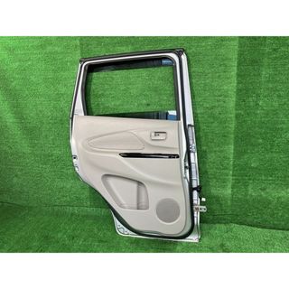 ニッサン(日産)のデイズ B21W 左リアドア X 4WD アサヒ M2L3 82101-6A00L KBV(車種別パーツ)