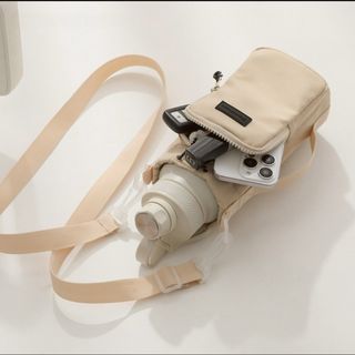 ペットボトルホルダー ブラック ベージュ 撥水 ポーチ付 水筒カバー スマホ