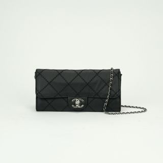 シャネル(CHANEL)のシャネル CHANEL ウルトラステッチ バッグ ショルダーバッグ ラムスキン ブラック Black 黒 シルバー金具 シャネル　ウルトラステッチ　ラムスキン　チェーンウォレット(ショルダーバッグ)