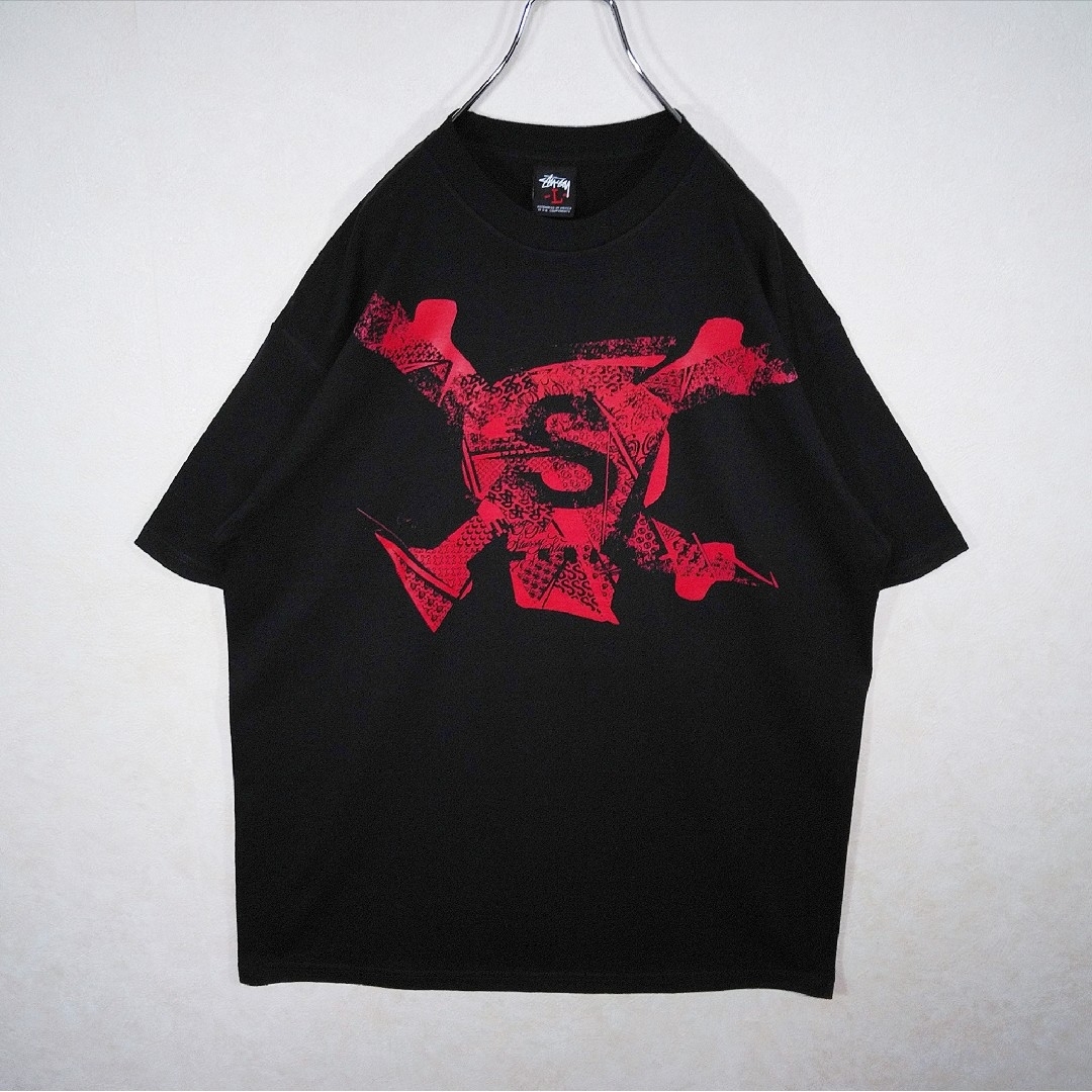 STUSSY(ステューシー)の《STUSSY/ステューシー》00s　ヴィンテージ　スカル　ロゴ　Tシャツ　黒 メンズのトップス(Tシャツ/カットソー(半袖/袖なし))の商品写真