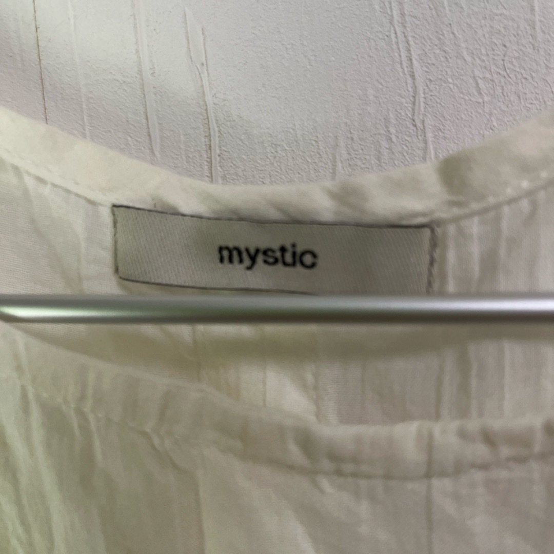 mystic(ミスティック)のmystic レディース　トップス　チュニック　ホワイト　美品 レディースのトップス(チュニック)の商品写真