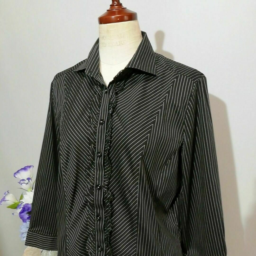 NARACAMICIE(ナラカミーチェ)のナラカミーチェ　新品レベル　若干ストレッチ有り　七分袖ブラウス　L相当サイズ レディースのトップス(シャツ/ブラウス(長袖/七分))の商品写真