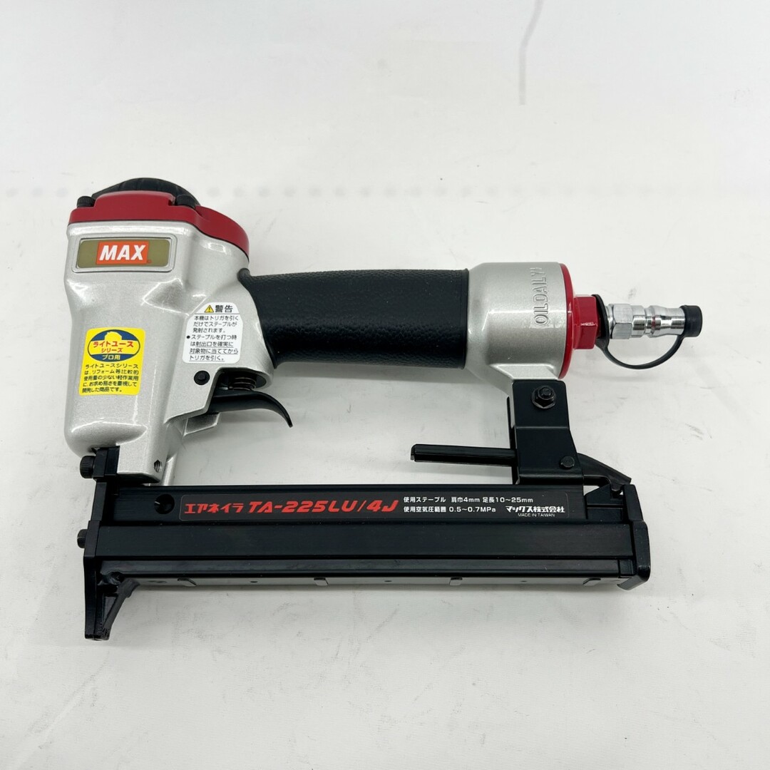 〇〇MAX マックス エアツール エアネイラ 常圧 TA-225LU/4J レッド 未使用品 箱有 ハンドメイドのフラワー/ガーデン(その他)の商品写真