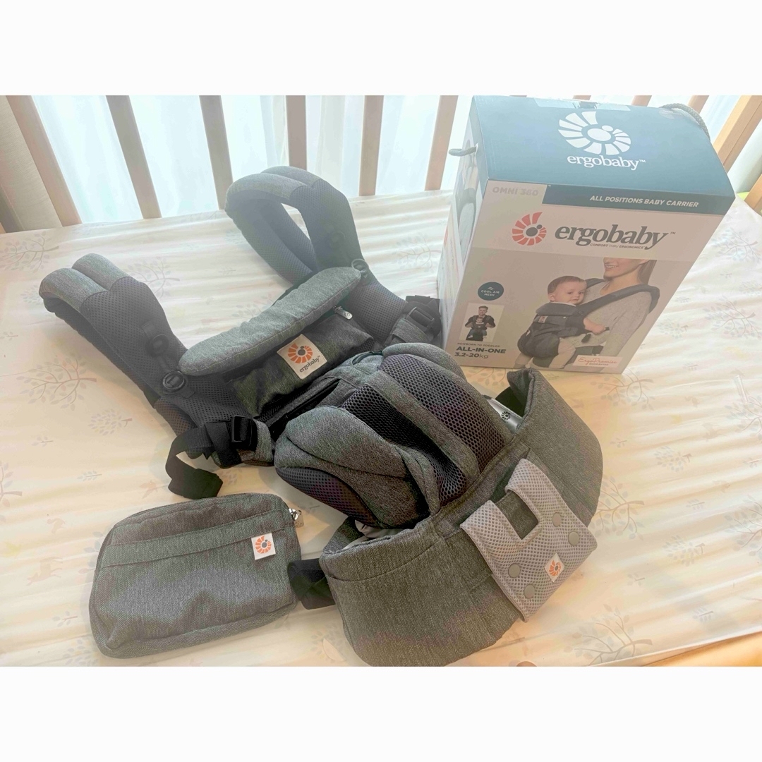 Ergobaby(エルゴベビー)のエルゴベビー オムニ360 ergobaby OMNI360 抱っこ紐 キッズ/ベビー/マタニティの外出/移動用品(抱っこひも/おんぶひも)の商品写真