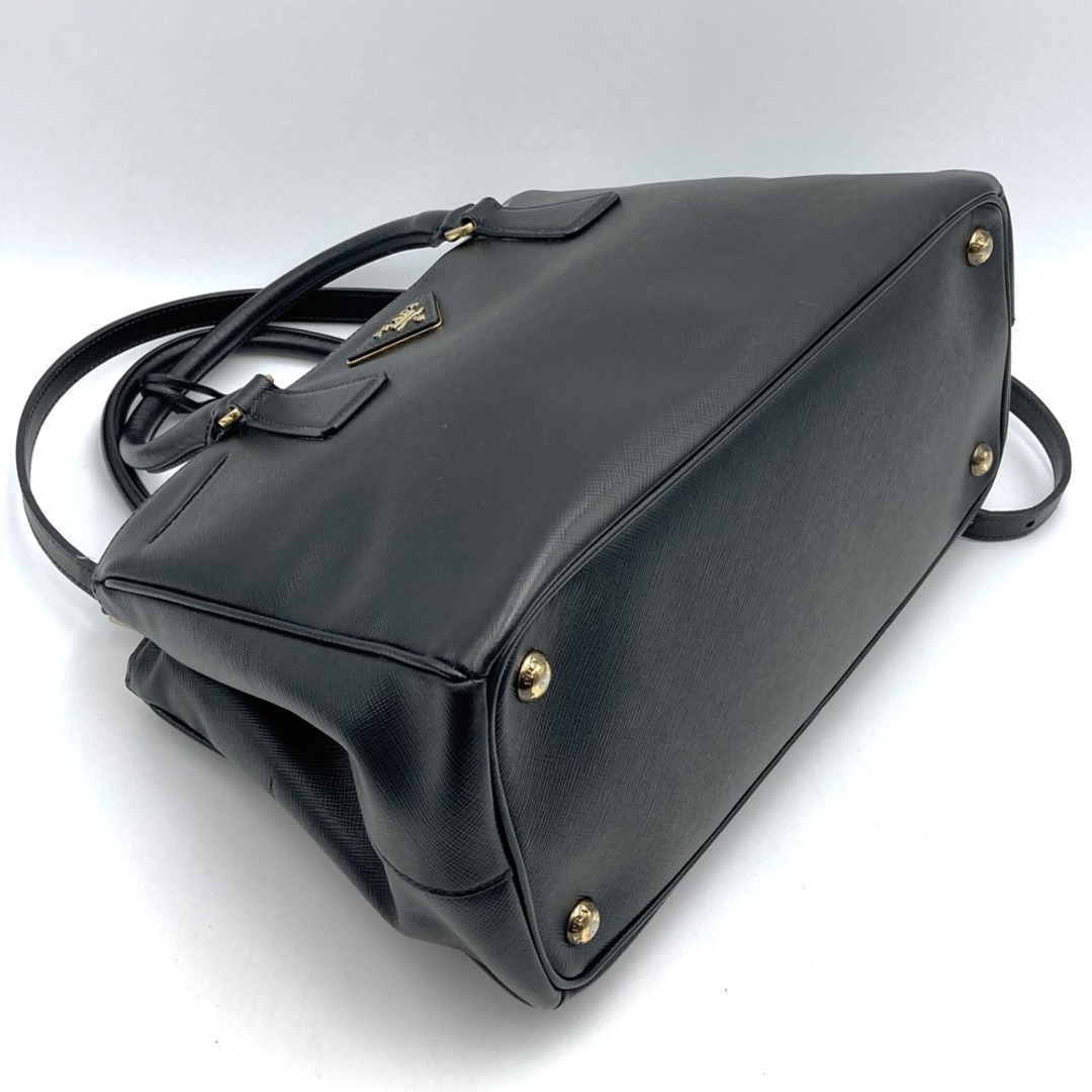 PRADA(プラダ)のPRADA プラダ ハンドバッグ ショルダーバッグ 2way ガレリア サフィアーノレザー ブラック レディース 【中古】 【ELGZN】 レディースのバッグ(ハンドバッグ)の商品写真