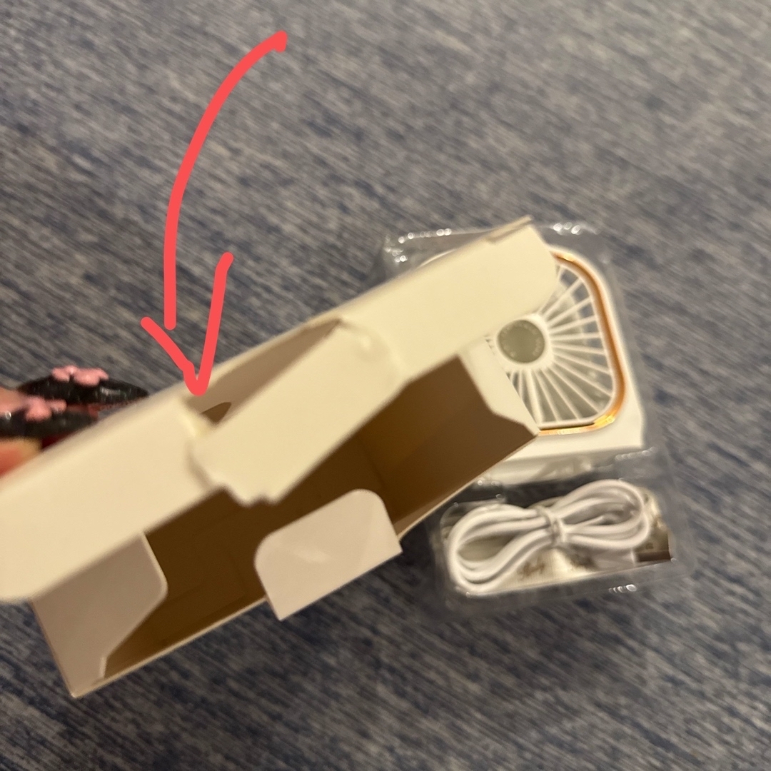 Rady(レディー)のRady ノベルティ　ハンディファン　扇風機 スマホ/家電/カメラの冷暖房/空調(扇風機)の商品写真