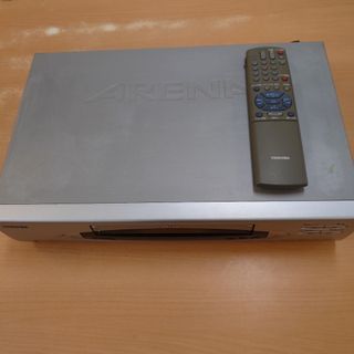 トウシバ(東芝)の東芝　VHSビデオデッキ　A-F8(その他)