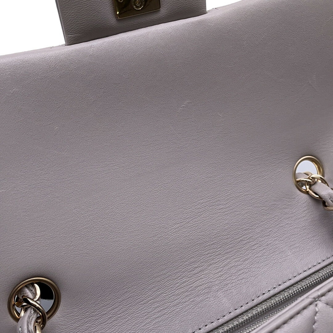 CHANEL(シャネル)のシャネル チェーンショルダーバッグ ミニ マトラッセ 20 ココマーク ラムスキン A69900 CHANEL ミニ フラップ レディースのバッグ(ショルダーバッグ)の商品写真