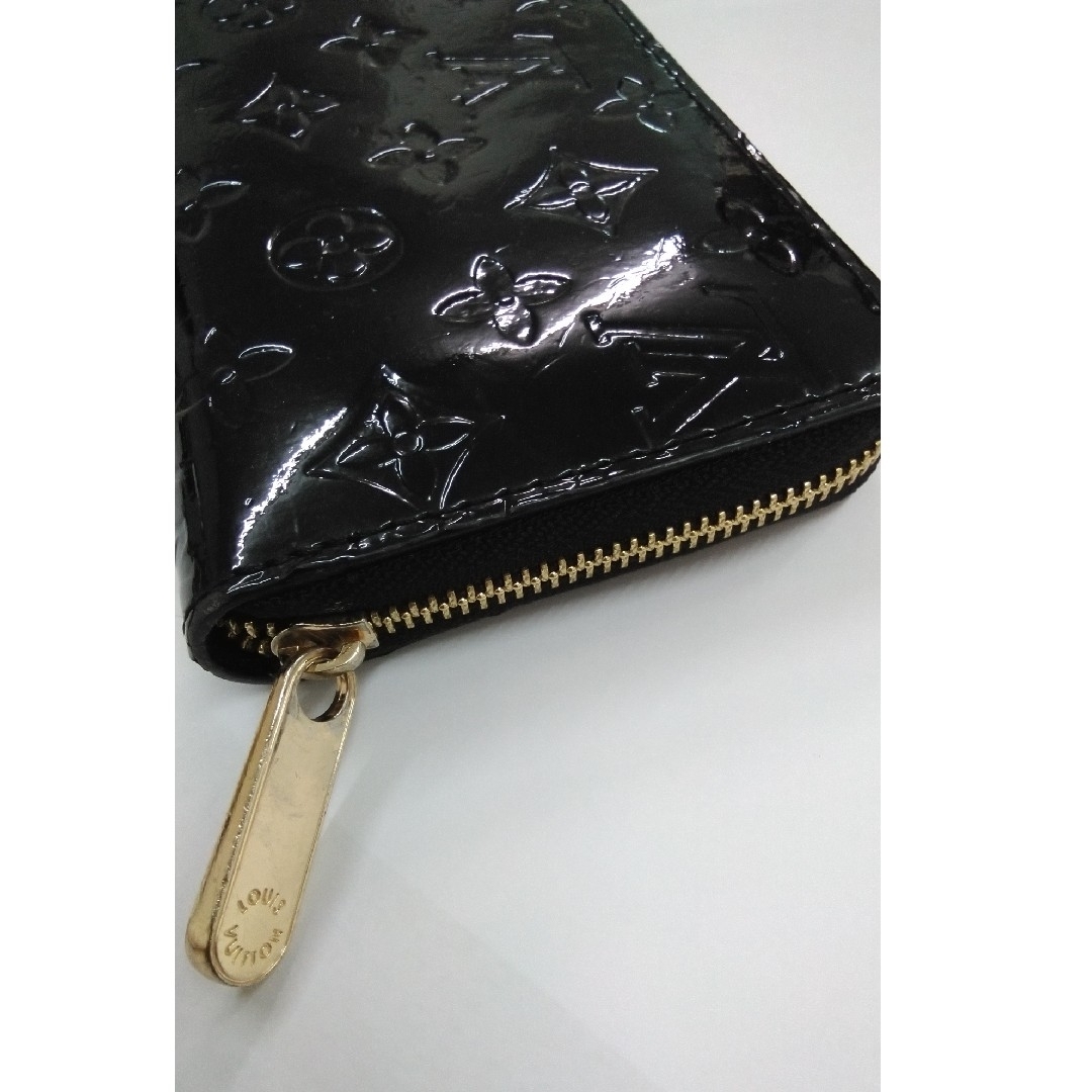 LOUIS VUITTON(ルイヴィトン)のヴィトン　ヴェルニ　ラウンドファスナー　長財布 レディースのファッション小物(財布)の商品写真