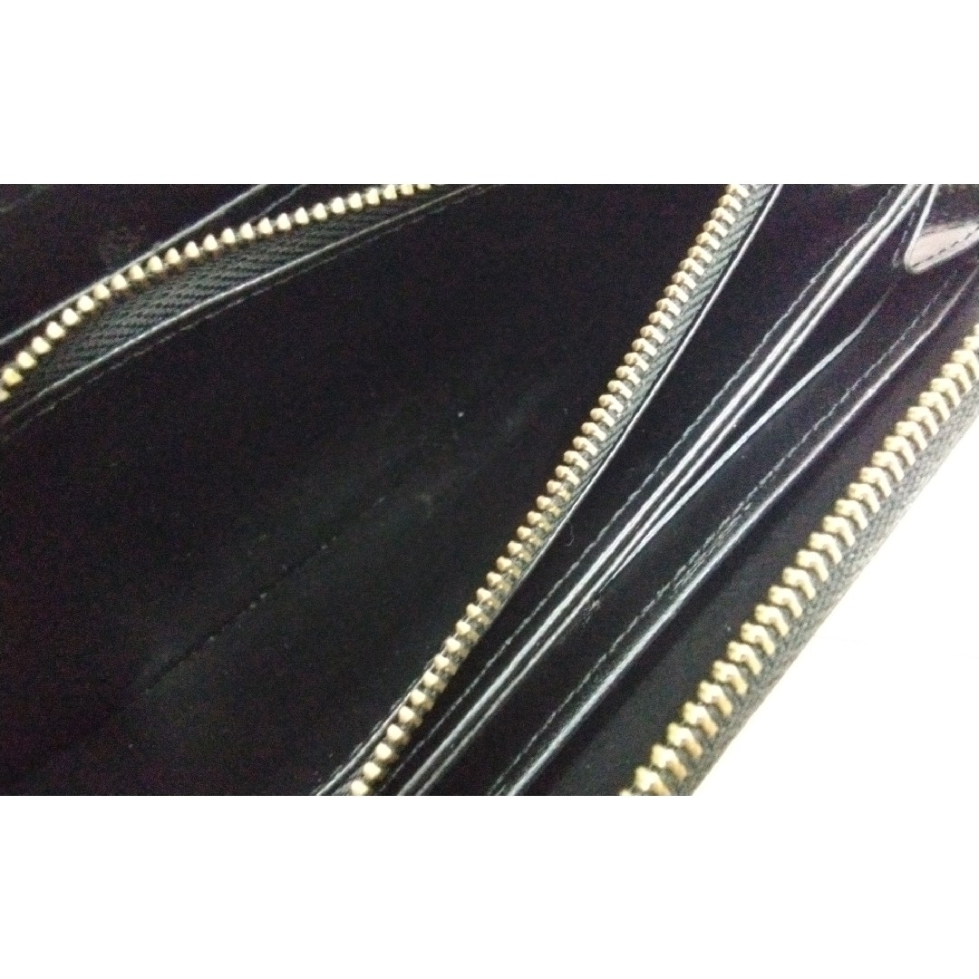 LOUIS VUITTON(ルイヴィトン)のヴィトン　ヴェルニ　ラウンドファスナー　長財布 レディースのファッション小物(財布)の商品写真