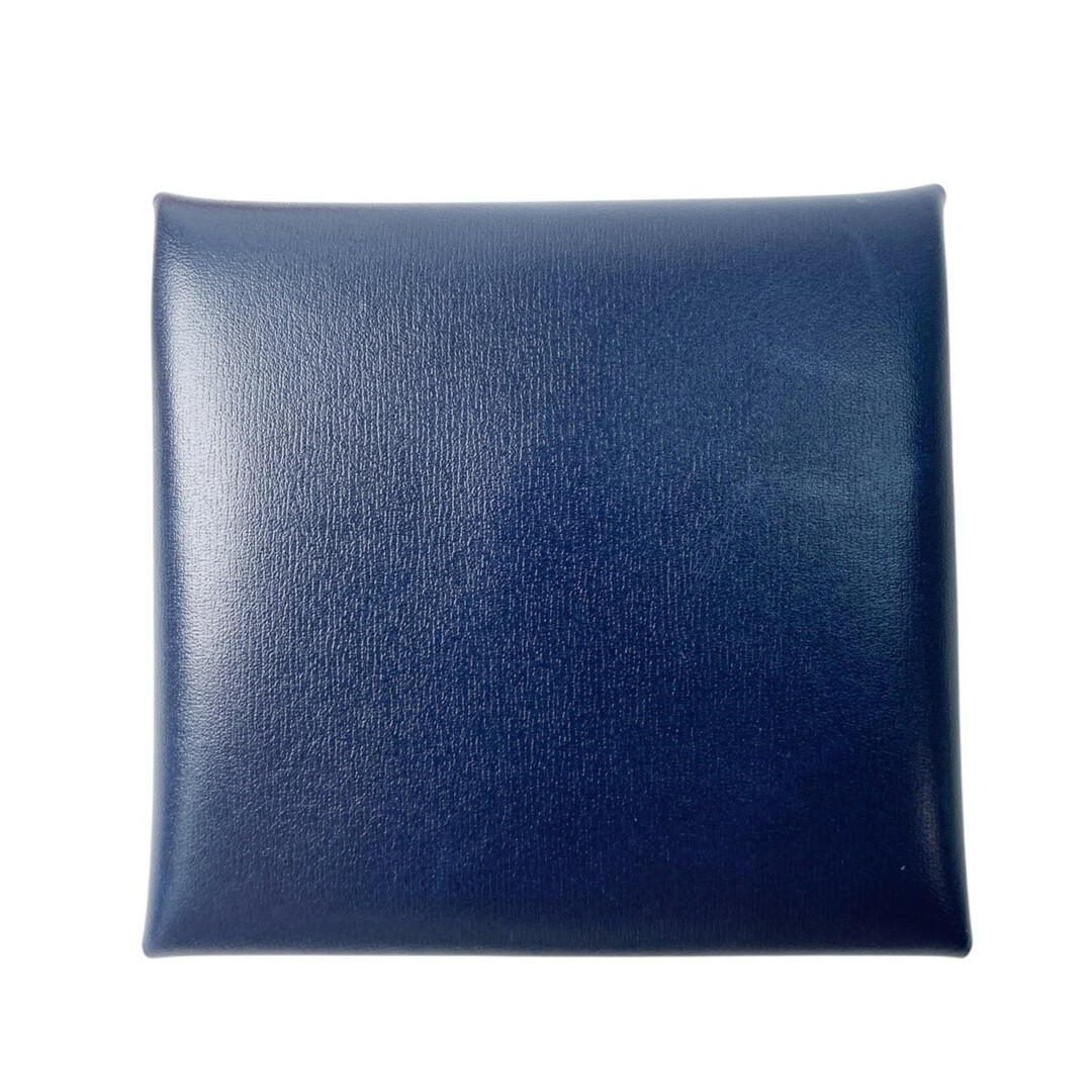 HERMES(エルメス)の美品 エルメス HERMES レディース バスティア ボックスカーフ コインケース W刻印 ネイビー W MZ 003 HA レディースのファッション小物(コインケース)の商品写真