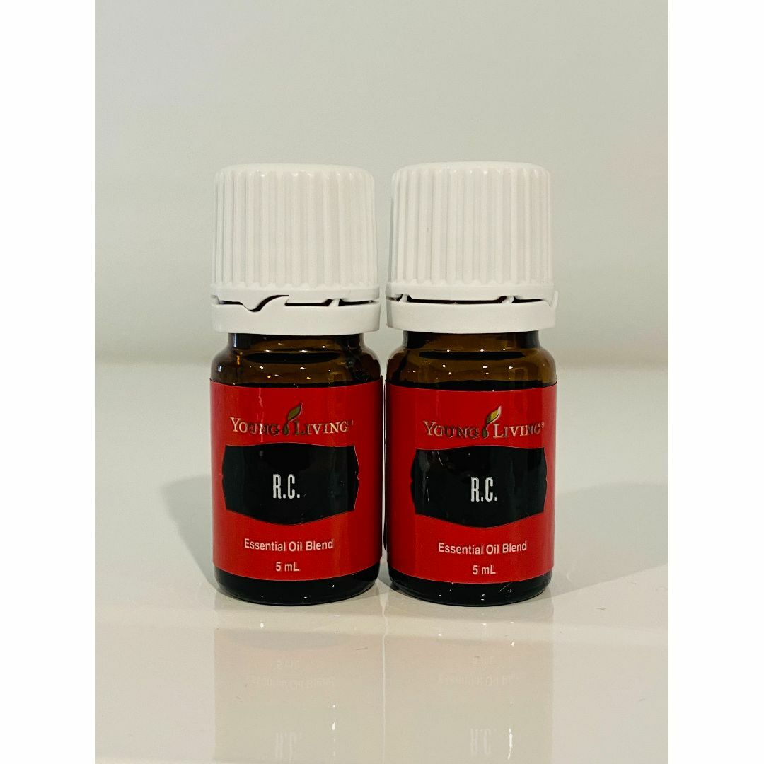 ヤングリヴィング エッセンシャルオイルRCアールシー5ml 2本セット コスメ/美容のリラクゼーション(エッセンシャルオイル（精油）)の商品写真